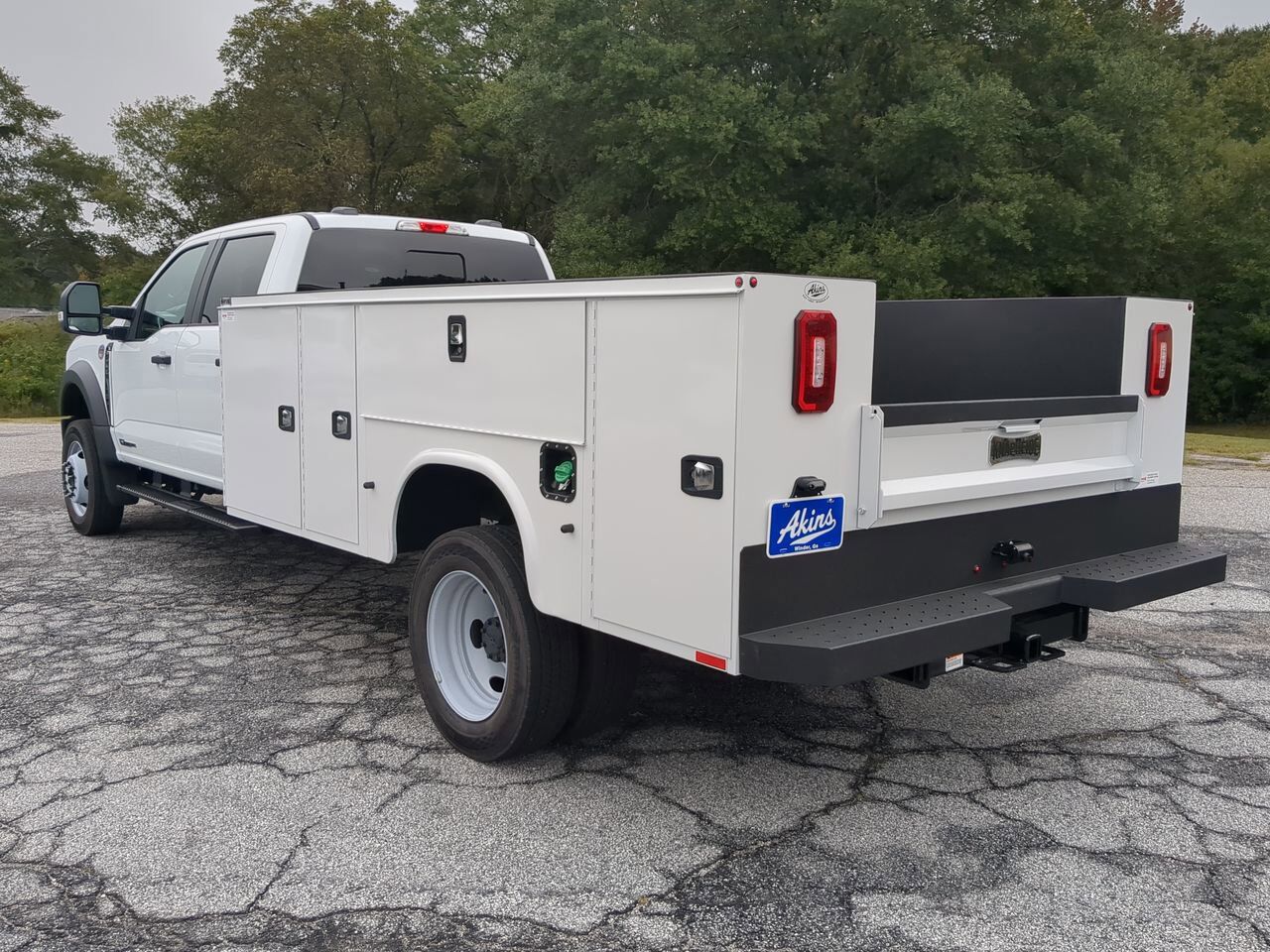 2025 Ford Super Duty F-450 DRW Service Body Appleton WI