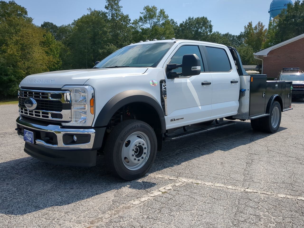 2025 Ford Super Duty F-450 DRW Service Body Appleton WI