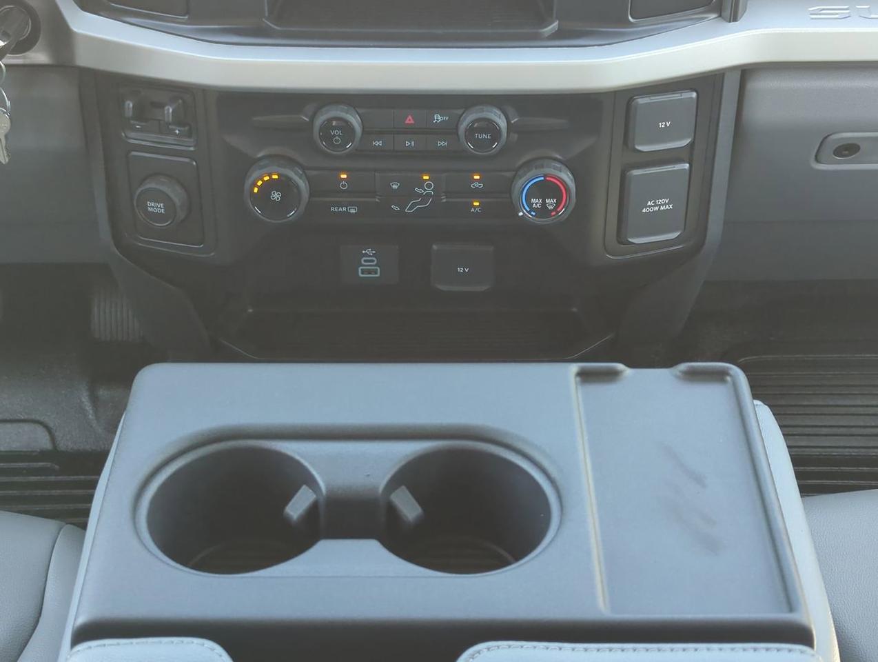 2025 Ford Super Duty F-450 DRW Service Body Appleton WI