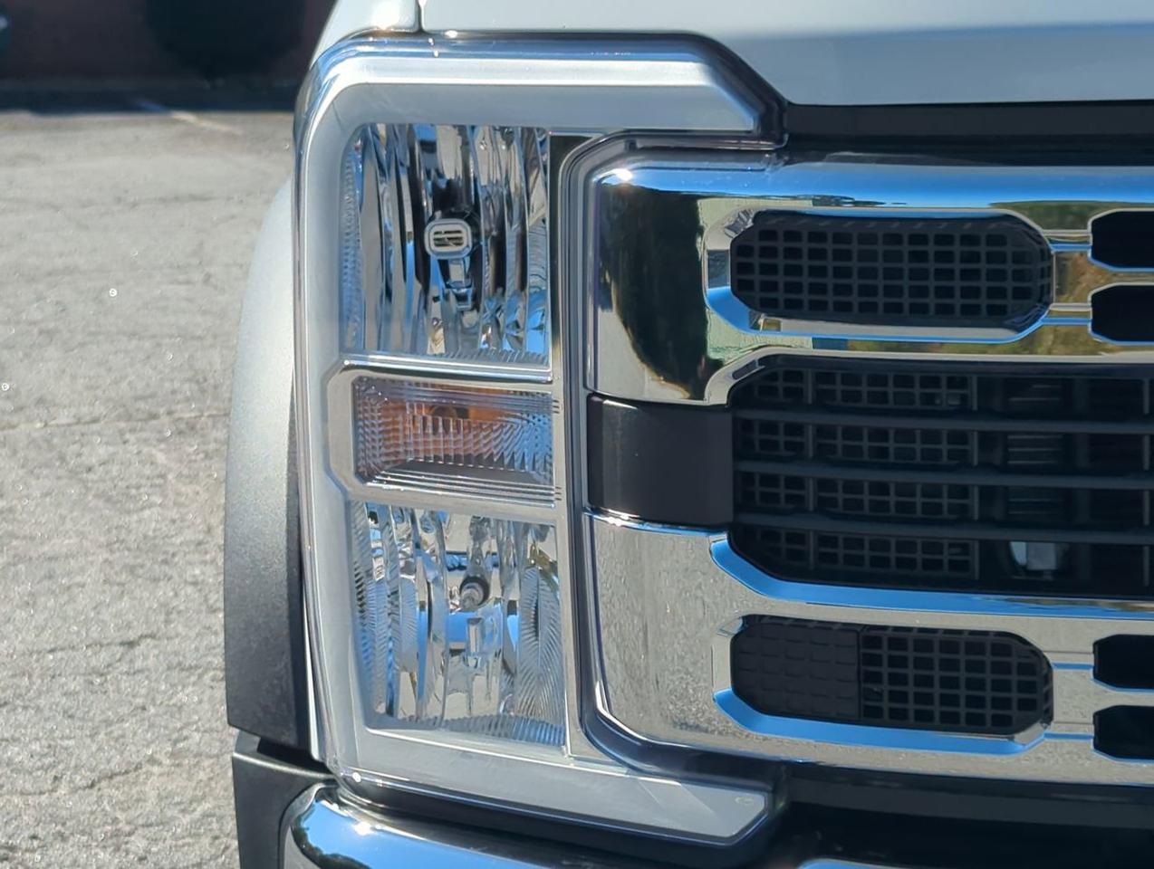 2025 Ford Super Duty F-450 DRW Service Body Appleton WI