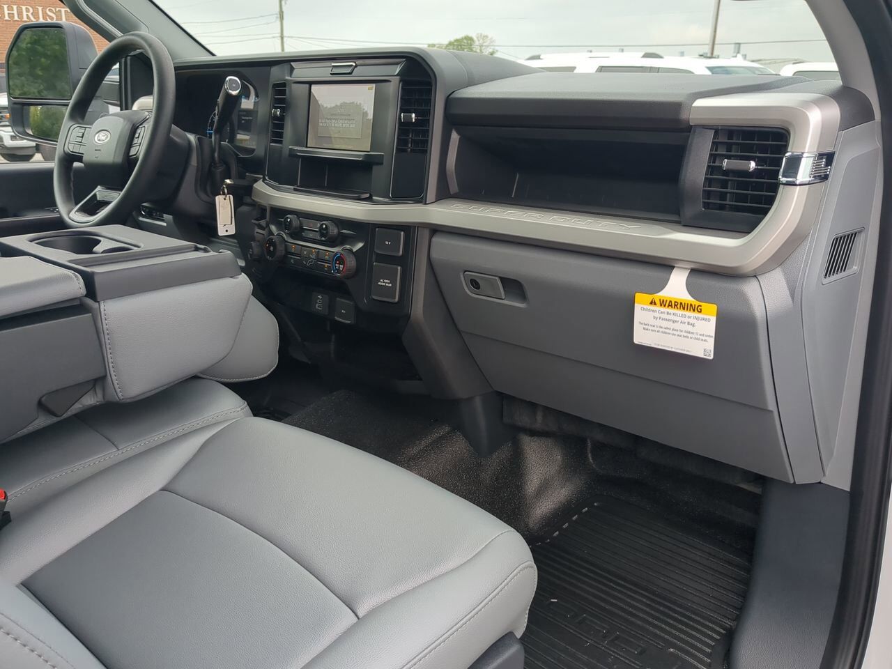 2025 Ford Super Duty F-550 DRW Box Truck Appleton WI