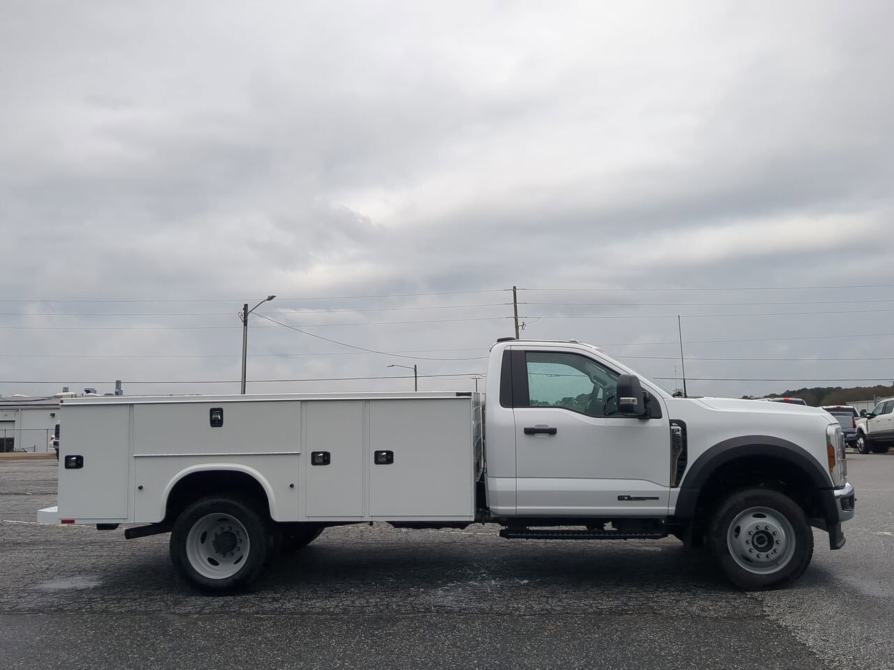 2025 Ford Super Duty F-550 DRW Service Body Appleton WI