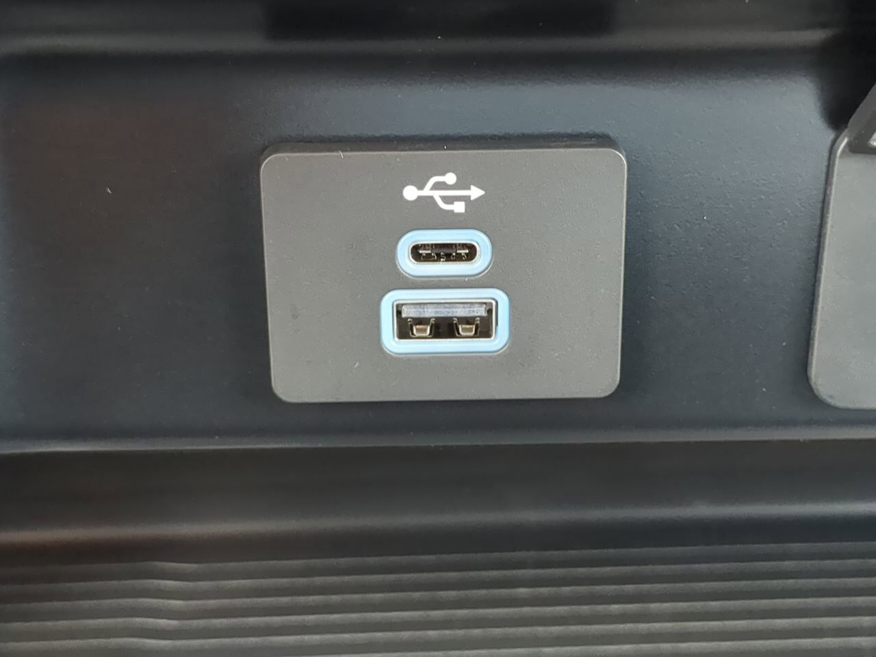 2025 Ford Super Duty F-550 DRW Service Body Appleton WI