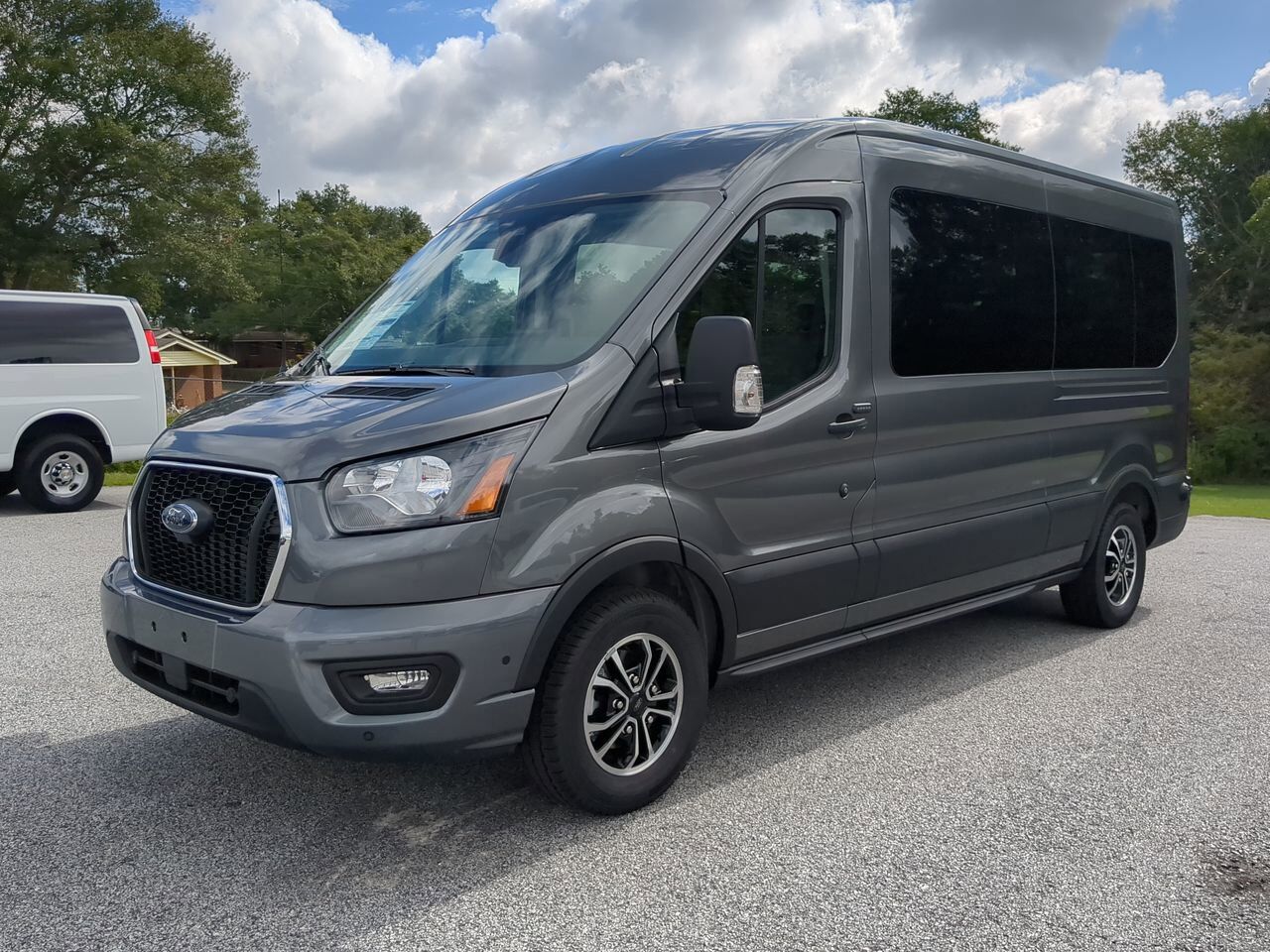 2025 Ford Transit Passenger Wagon XLT Appleton WI