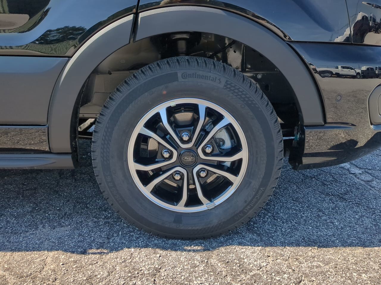 2025 Ford Transit Passenger Wagon XLT Appleton WI