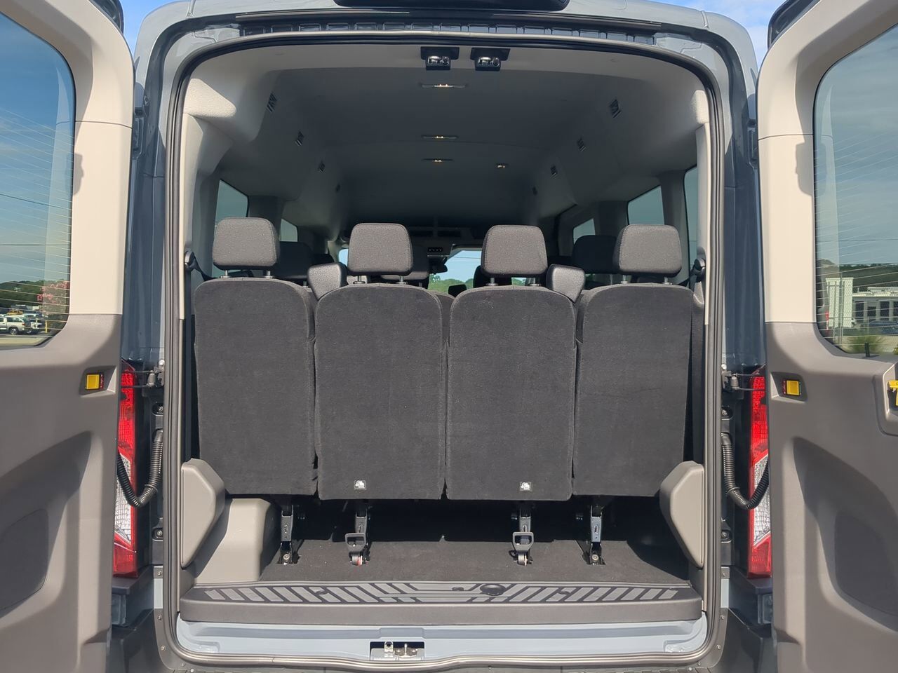 2025 Ford Transit Passenger Wagon XLT Appleton WI