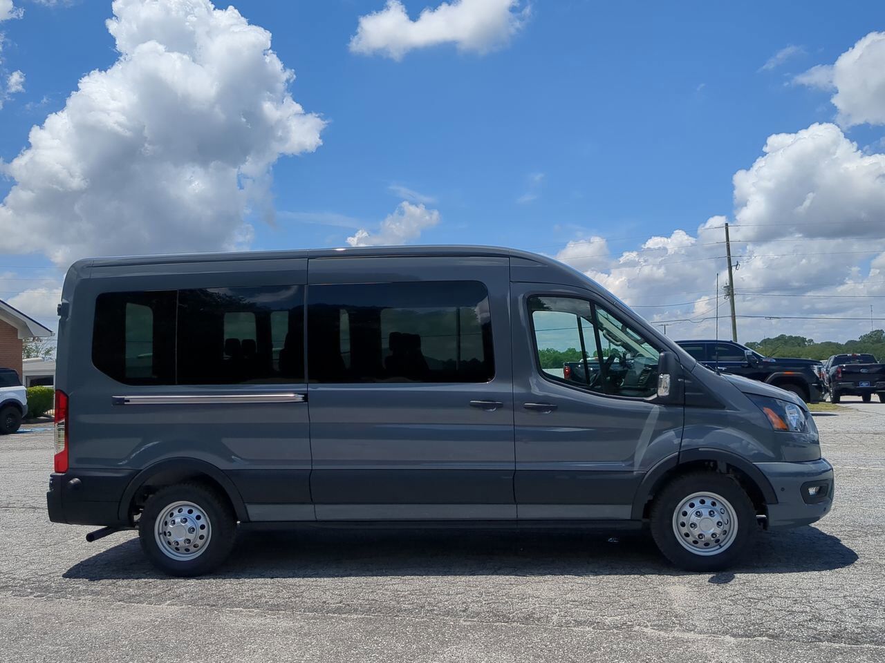 2025 Ford Transit Passenger Wagon XLT Appleton WI