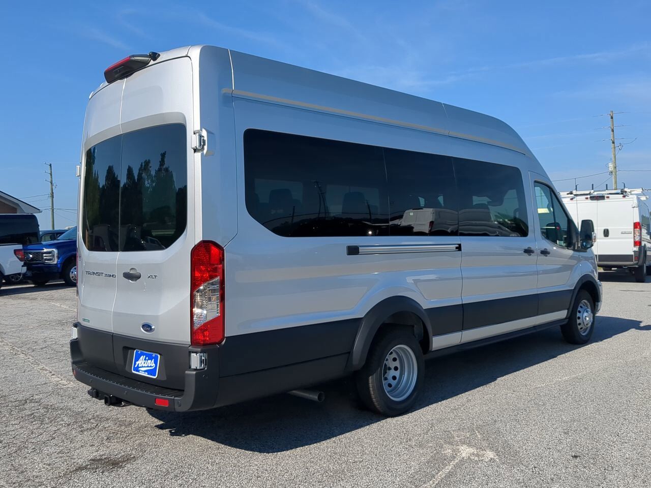 2025 Ford Transit Passenger Wagon XLT Appleton WI