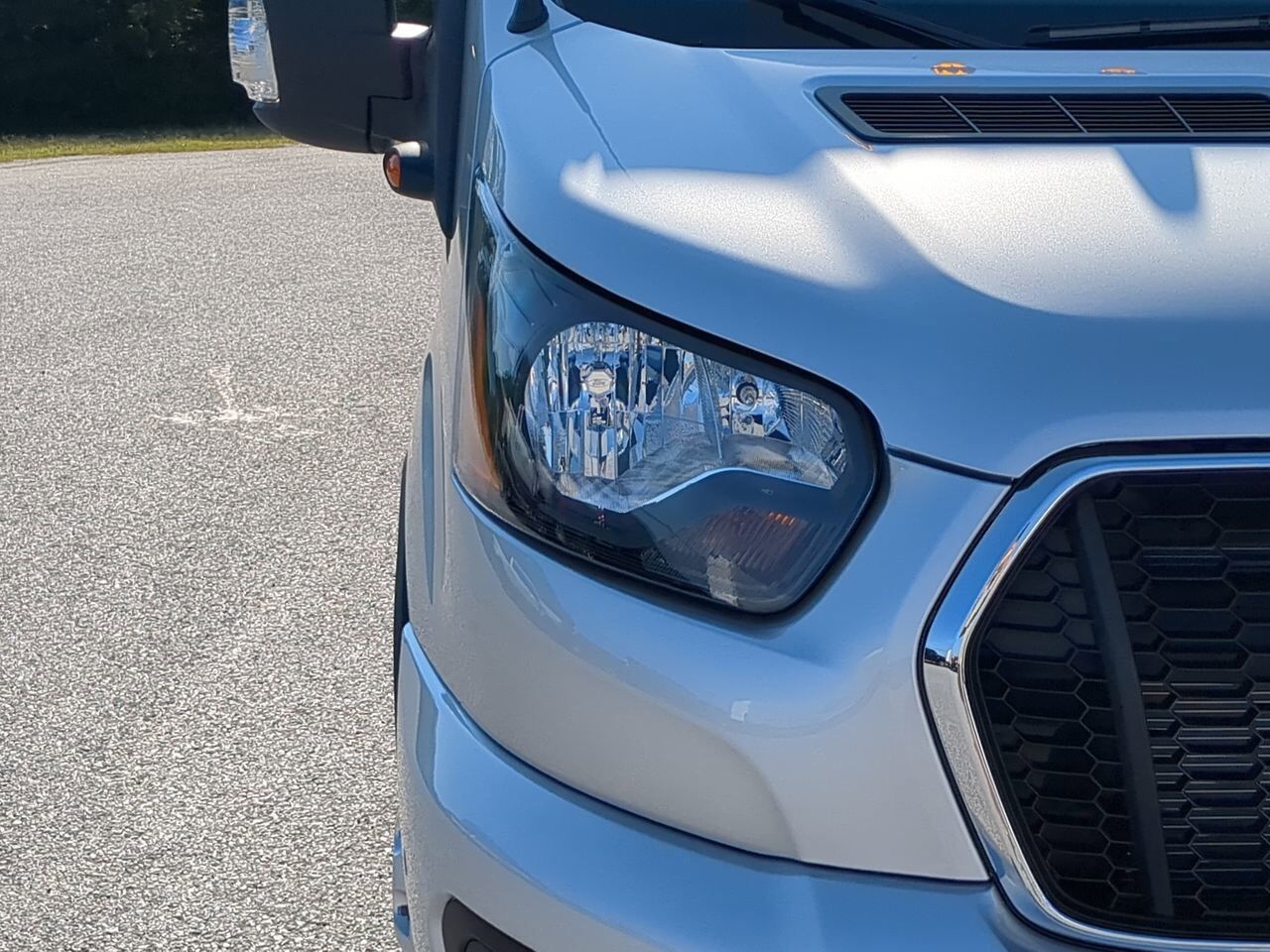 2025 Ford Transit Passenger Wagon XLT Appleton WI