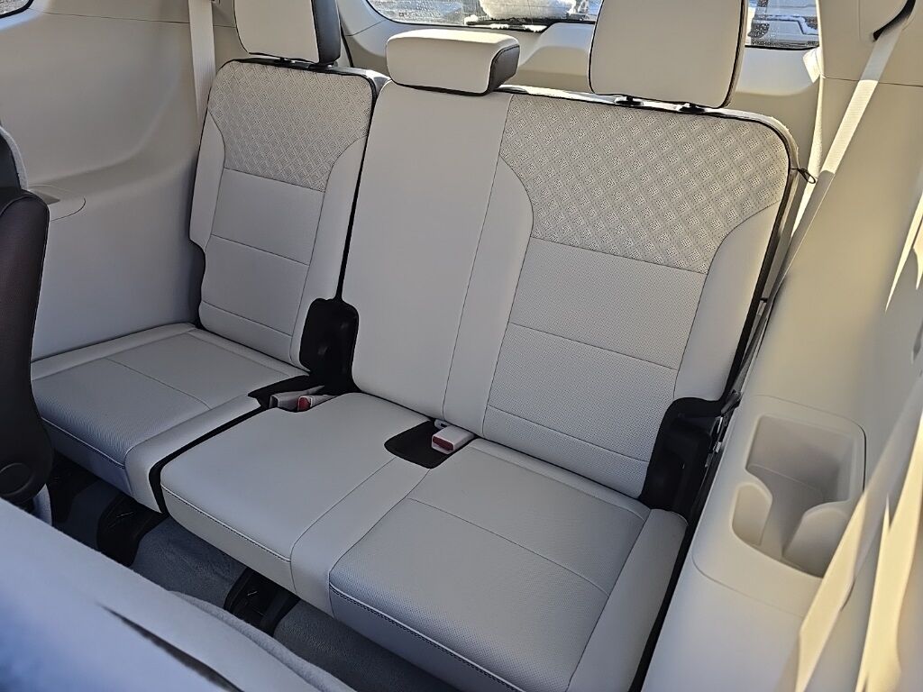 2025 GMC Acadia Denali AWD Fond du Lac WI 2025 GMC Acadia Denali AWD Fond du Lac WI