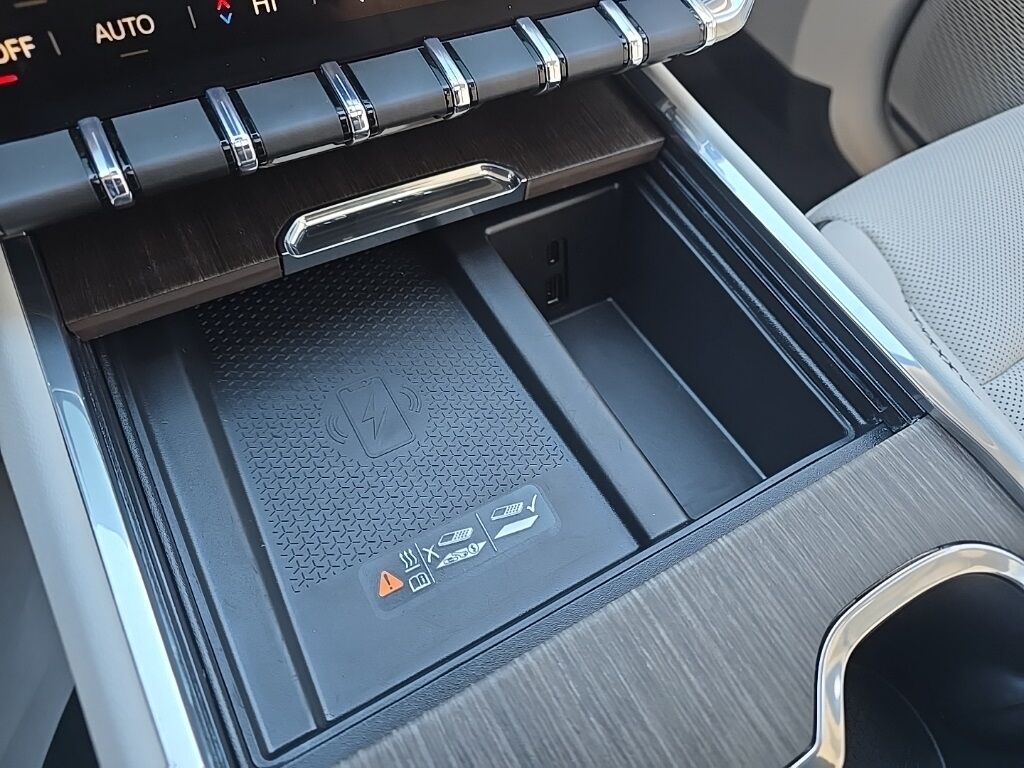 2025 GMC Acadia Denali AWD Fond du Lac WI 2025 GMC Acadia Denali AWD Fond du Lac WI