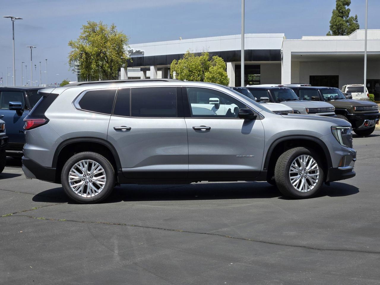 2025 GMC Acadia FWD Elevation Roseville CA
