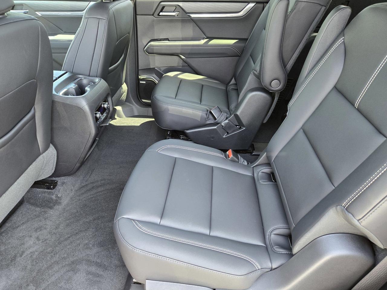 2025 GMC Acadia FWD Elevation Roseville CA