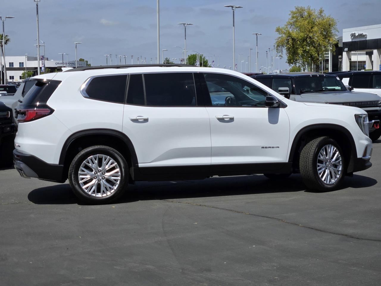 2025 GMC Acadia FWD Elevation Roseville CA