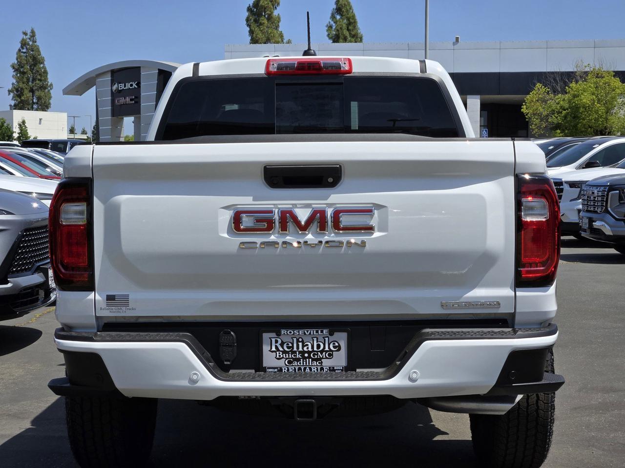 2025 GMC Canyon 4WD Elevation Roseville CA
