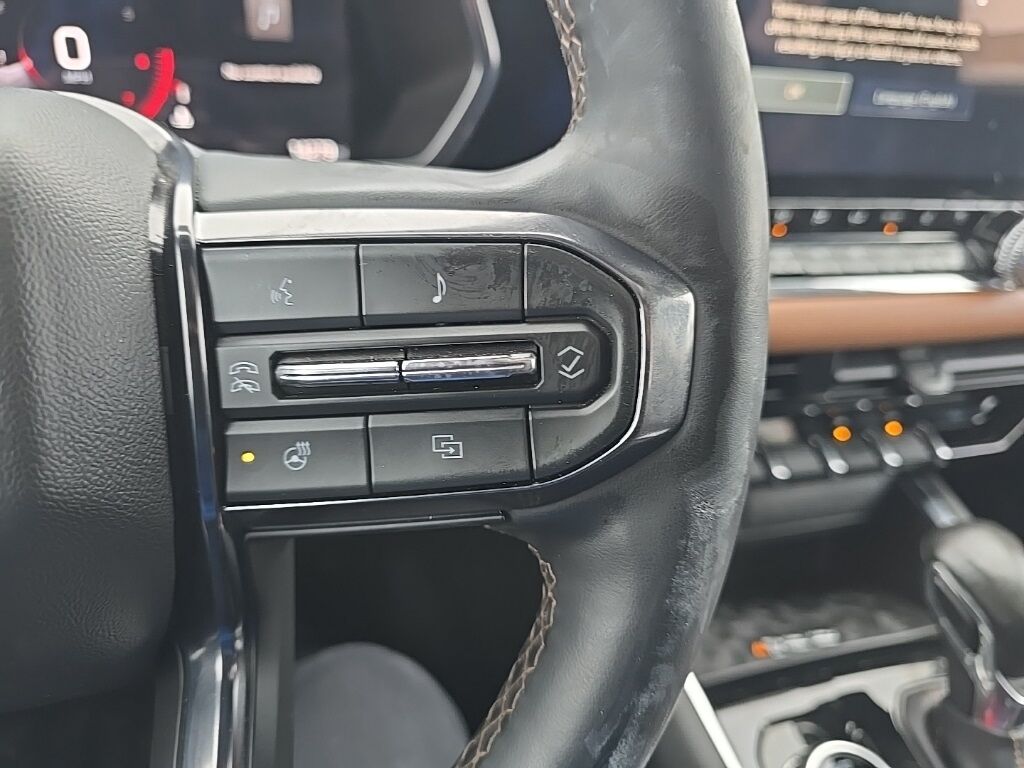 2025 GMC Canyon 4x4 Crew Cab AT4 Fond du Lac WI 2025 GMC Canyon 4x4 Crew Cab AT4 Fond du Lac WI