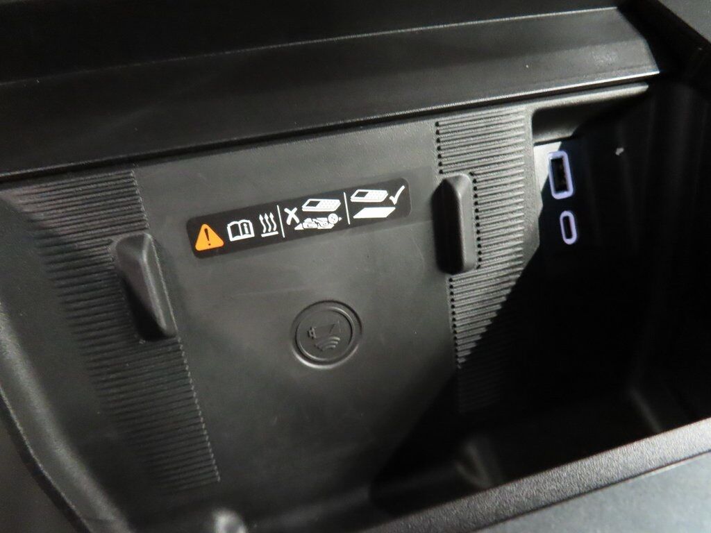 2025 GMC Hummer EV Pickup 4x4 Crew Cab 2X Fond du Lac WI 2025 GMC Hummer EV Pickup 4x4 Crew Cab 2X Fond du Lac WI