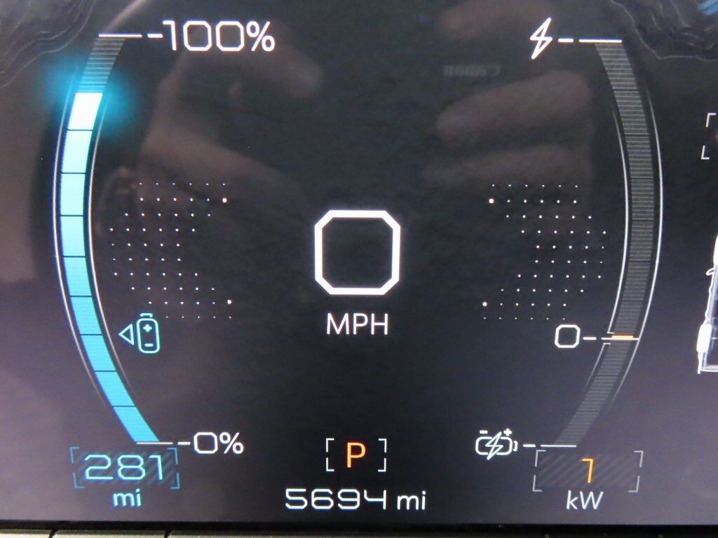 2025 GMC Hummer EV Pickup 4x4 Crew Cab 2X Fond du Lac WI 2025 GMC Hummer EV Pickup 4x4 Crew Cab 2X Fond du Lac WI