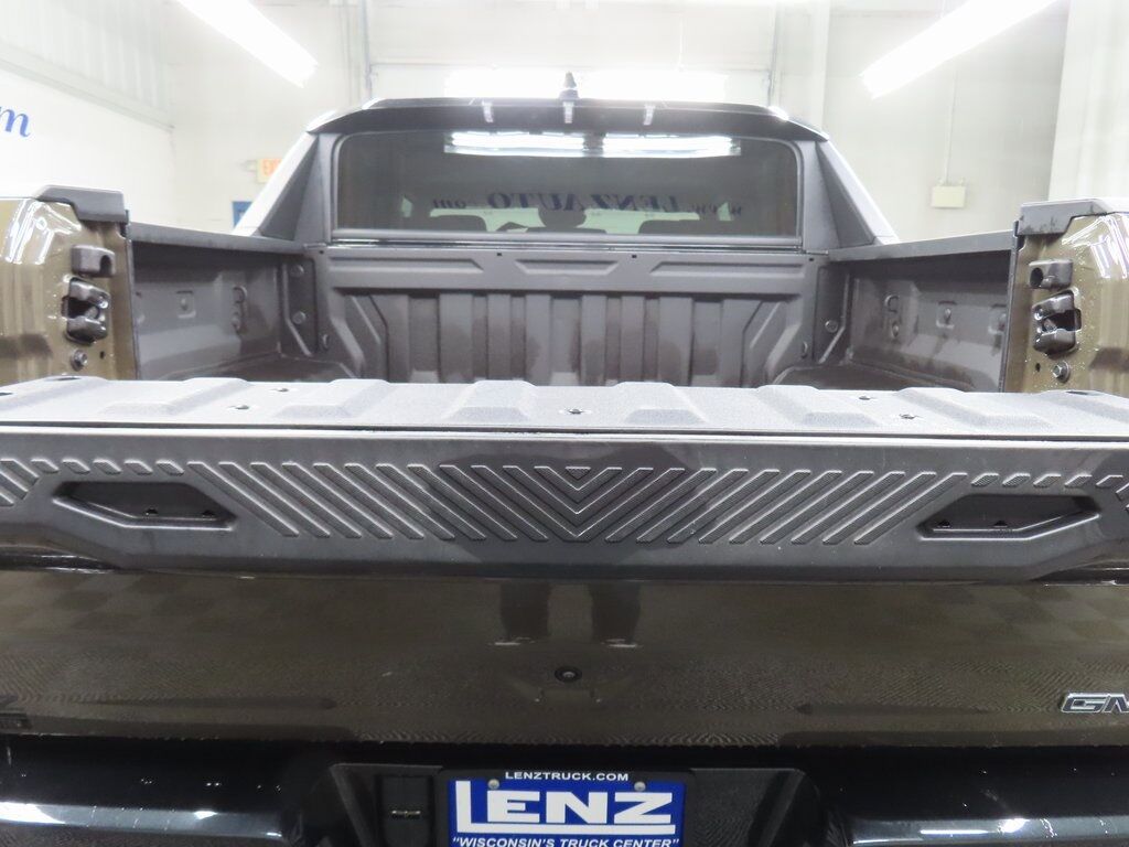 2025 GMC Hummer EV Pickup 4x4 Crew Cab 2X Fond du Lac WI 2025 GMC Hummer EV Pickup 4x4 Crew Cab 2X Fond du Lac WI