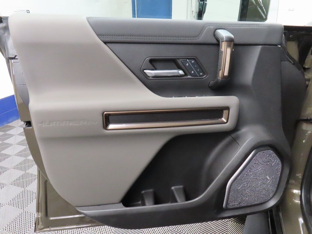 2025 GMC Hummer EV Pickup 4x4 Crew Cab 2X Fond du Lac WI 2025 GMC Hummer EV Pickup 4x4 Crew Cab 2X Fond du Lac WI