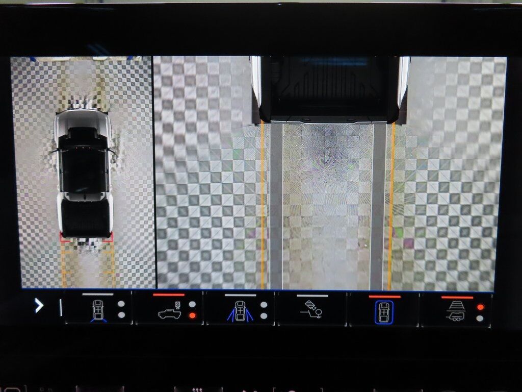 2025 GMC Hummer EV Pickup 4x4 Crew Cab 2X Fond du Lac WI 2025 GMC Hummer EV Pickup 4x4 Crew Cab 2X Fond du Lac WI