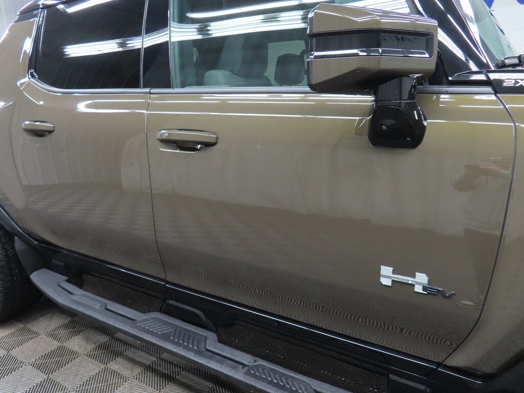 2025 GMC Hummer EV Pickup 4x4 Crew Cab 2X Fond du Lac WI 2025 GMC Hummer EV Pickup 4x4 Crew Cab 2X Fond du Lac WI