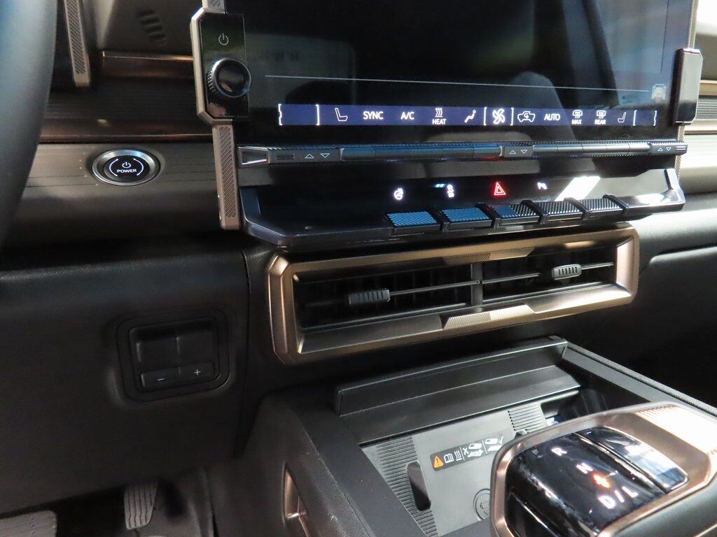 2025 GMC Hummer EV Pickup 4x4 Crew Cab 2X Fond du Lac WI 2025 GMC Hummer EV Pickup 4x4 Crew Cab 2X Fond du Lac WI