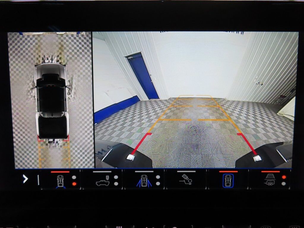 2025 GMC Hummer EV Pickup 4x4 Crew Cab 2X Fond du Lac WI 2025 GMC Hummer EV Pickup 4x4 Crew Cab 2X Fond du Lac WI