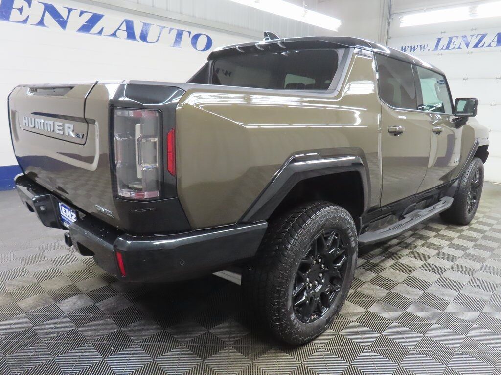 2025 GMC Hummer EV Pickup 4x4 Crew Cab 2X Fond du Lac WI 2025 GMC Hummer EV Pickup 4x4 Crew Cab 2X Fond du Lac WI