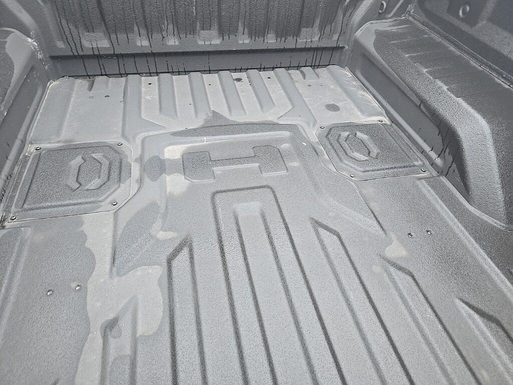 2025 GMC Hummer EV Pickup 4x4 Crew Cab 2X Fond du Lac WI 2025 GMC Hummer EV Pickup 4x4 Crew Cab 2X Fond du Lac WI