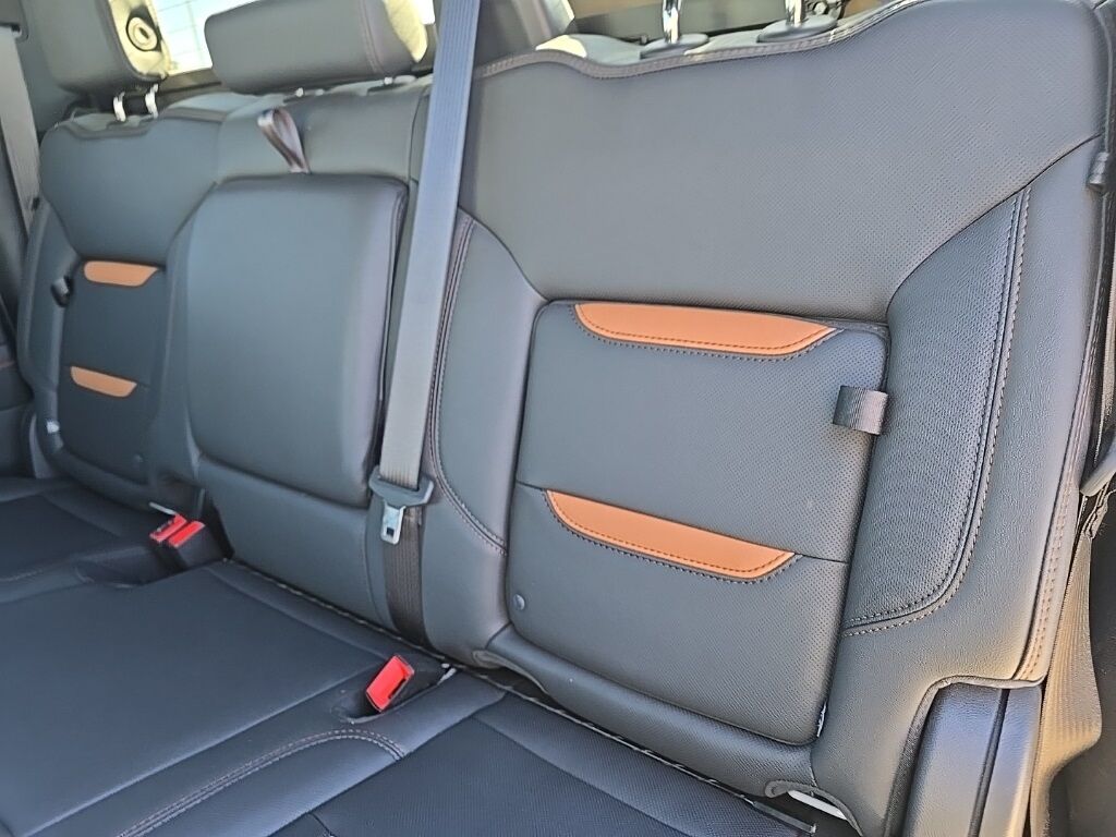 2025 GMC Sierra 1500 4x4 Crew Cab AT4 Fond du Lac WI 2025 GMC Sierra 1500 4x4 Crew Cab AT4 Fond du Lac WI