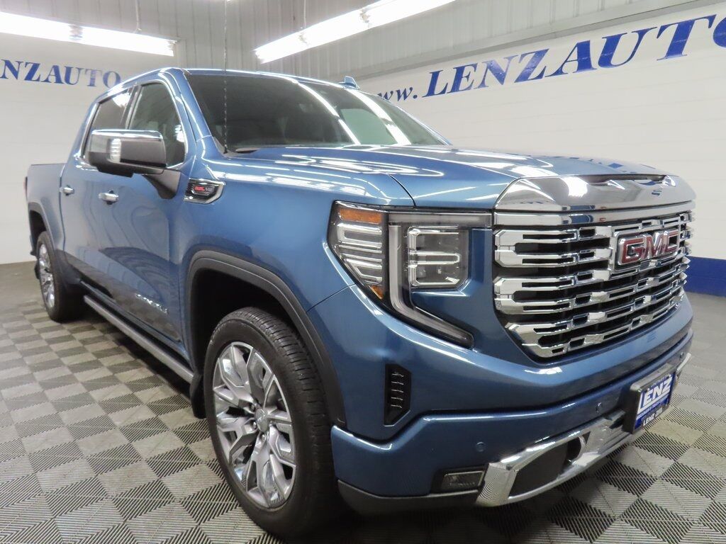 2025 GMC Sierra 1500 4x4 Crew Cab Denali