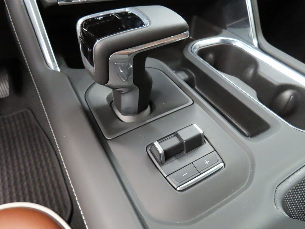 2025 GMC Sierra 1500 4x4 Crew Cab Denali Ultimate Fond du Lac WI 2025 GMC Sierra 1500 4x4 Crew Cab Denali Ultimate Fond du Lac WI