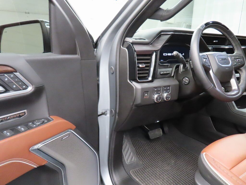 2025 GMC Sierra 1500 4x4 Crew Cab Denali Ultimate Fond du Lac WI 2025 GMC Sierra 1500 4x4 Crew Cab Denali Ultimate Fond du Lac WI