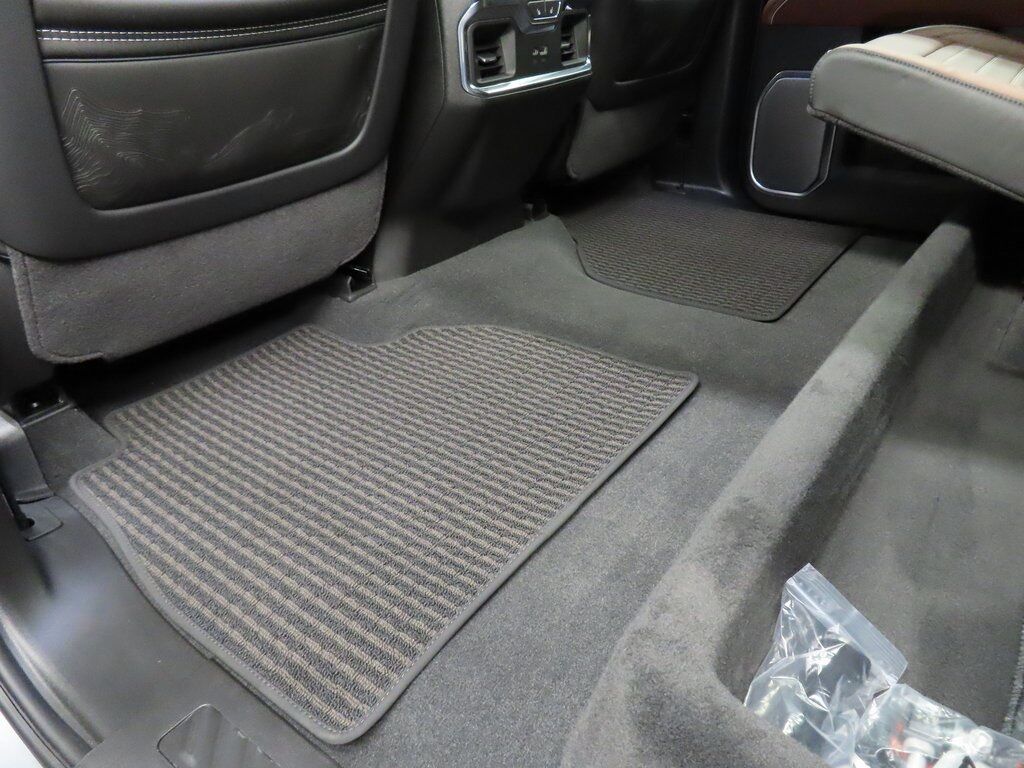 2025 GMC Sierra 1500 4x4 Crew Cab Denali Ultimate Fond du Lac WI 2025 GMC Sierra 1500 4x4 Crew Cab Denali Ultimate Fond du Lac WI