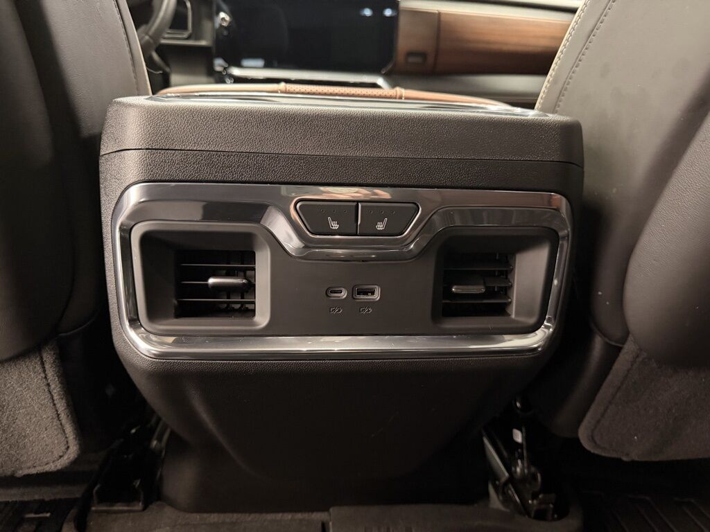 2025 GMC Sierra 1500 4x4 Crew Cab Denali Ultimate Minocqua WI 2025 GMC Sierra 1500 4x4 Crew Cab Denali Ultimate Minocqua WI