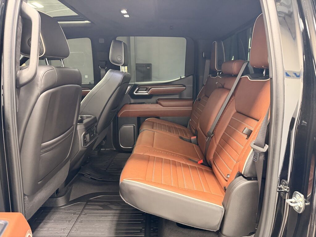 2025 GMC Sierra 1500 4x4 Crew Cab Denali Ultimate Minocqua WI 2025 GMC Sierra 1500 4x4 Crew Cab Denali Ultimate Minocqua WI