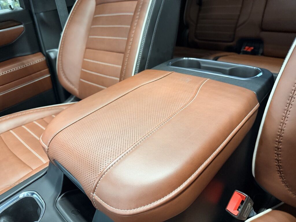 2025 GMC Sierra 1500 4x4 Crew Cab Denali Ultimate Minocqua WI 2025 GMC Sierra 1500 4x4 Crew Cab Denali Ultimate Minocqua WI