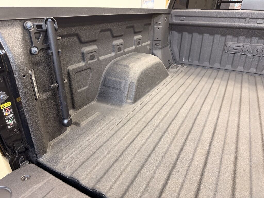 2025 GMC Sierra 1500 4x4 Crew Cab Denali Ultimate Minocqua WI 2025 GMC Sierra 1500 4x4 Crew Cab Denali Ultimate Minocqua WI