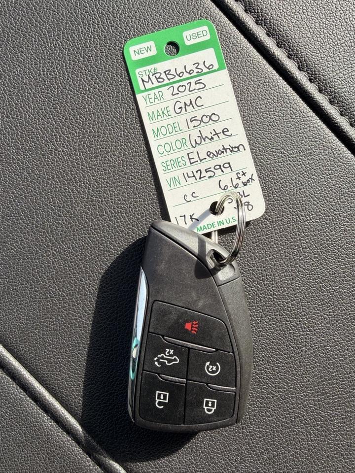 2025 GMC Sierra 1500 4x4 Crew Cab Elevation Minocqua WI 2025 GMC Sierra 1500 4x4 Crew Cab Elevation Minocqua WI