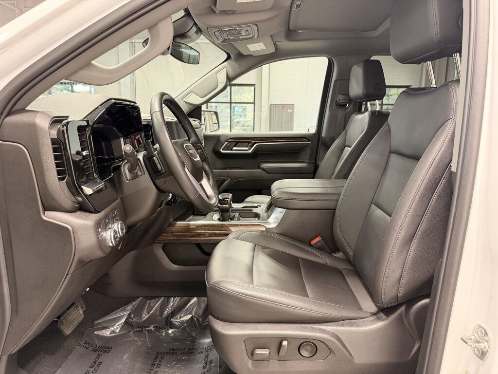 2025 GMC Sierra 1500 4x4 Crew Cab Elevation Minocqua WI 2025 GMC Sierra 1500 4x4 Crew Cab Elevation Minocqua WI