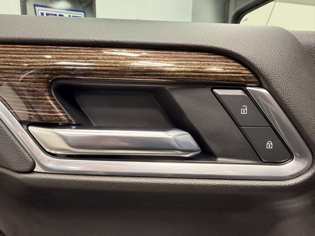 2025 GMC Sierra 1500 4x4 Crew Cab Elevation Minocqua WI 2025 GMC Sierra 1500 4x4 Crew Cab Elevation Minocqua WI