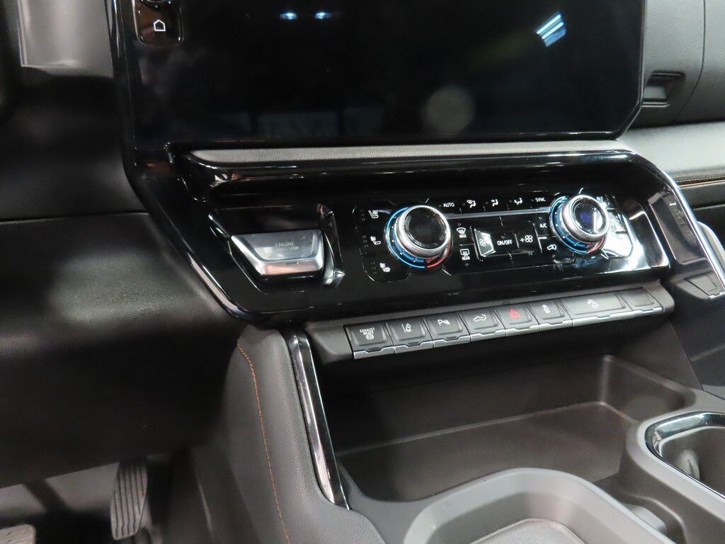 2025 GMC Sierra 2500HD 4x4 Crew Cab AT4 Fond du Lac WI 2025 GMC Sierra 2500HD 4x4 Crew Cab AT4 Fond du Lac WI