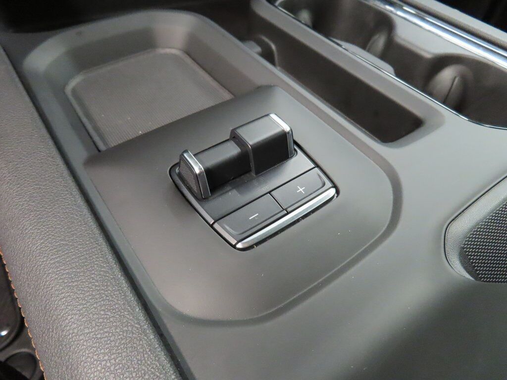 2025 GMC Sierra 2500HD 4x4 Crew Cab AT4 Fond du Lac WI 2025 GMC Sierra 2500HD 4x4 Crew Cab AT4 Fond du Lac WI