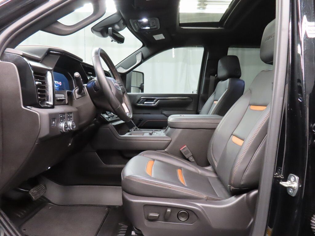 2025 GMC Sierra 2500HD 4x4 Crew Cab AT4 Fond du Lac WI 2025 GMC Sierra 2500HD 4x4 Crew Cab AT4 Fond du Lac WI