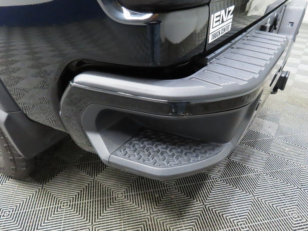 2025 GMC Sierra 2500HD 4x4 Crew Cab AT4 Fond du Lac WI 2025 GMC Sierra 2500HD 4x4 Crew Cab AT4 Fond du Lac WI