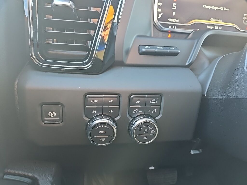 2025 GMC Sierra 2500HD 4x4 Crew Cab AT4X Fond du Lac WI 2025 GMC Sierra 2500HD 4x4 Crew Cab AT4X Fond du Lac WI