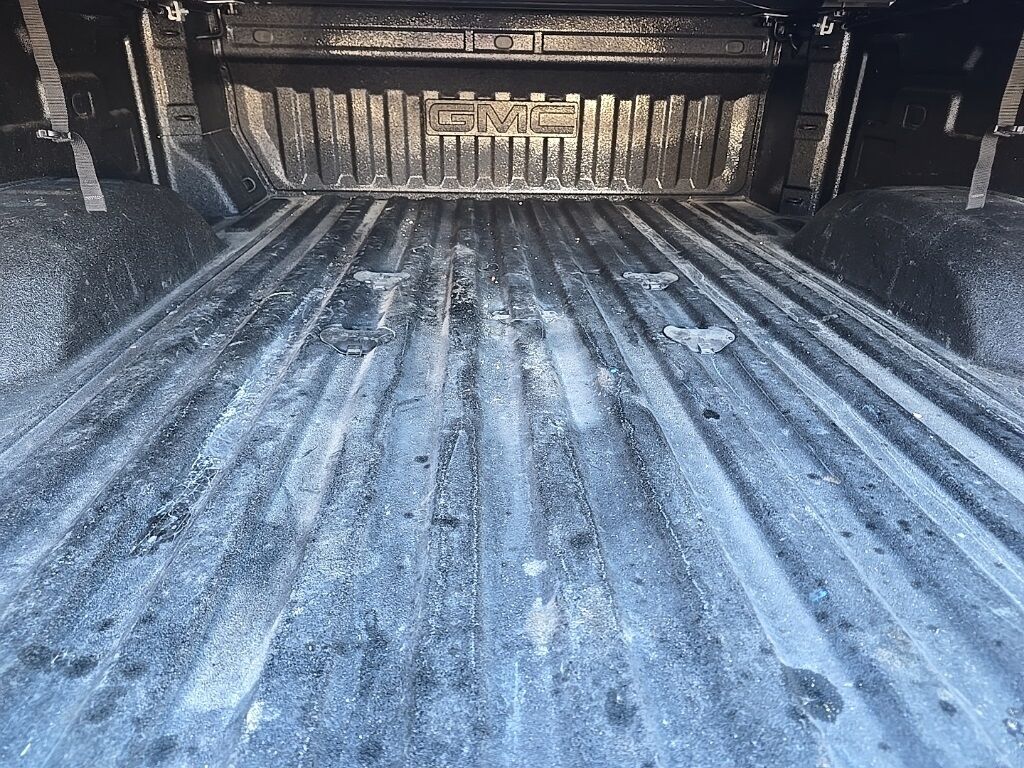 2025 GMC Sierra 2500HD 4x4 Crew Cab AT4X Fond du Lac WI 2025 GMC Sierra 2500HD 4x4 Crew Cab AT4X Fond du Lac WI