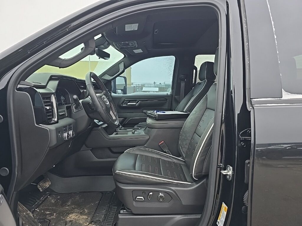 2025 GMC Sierra 2500HD 4x4 Crew Cab AT4X Fond du Lac WI 2025 GMC Sierra 2500HD 4x4 Crew Cab AT4X Fond du Lac WI