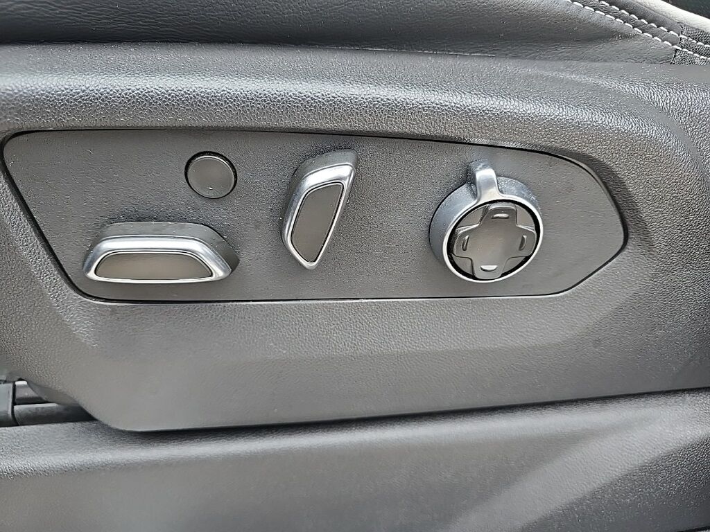 2025 GMC Sierra 2500HD 4x4 Crew Cab AT4X Fond du Lac WI 2025 GMC Sierra 2500HD 4x4 Crew Cab AT4X Fond du Lac WI